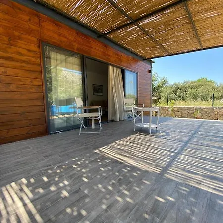 Defne House Soeguet